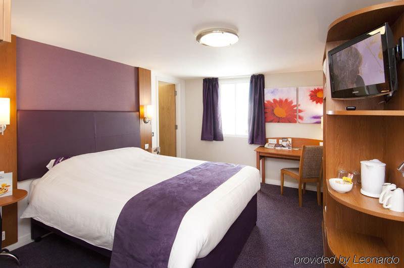 Premier Inn Durham City Centre Екстериор снимка