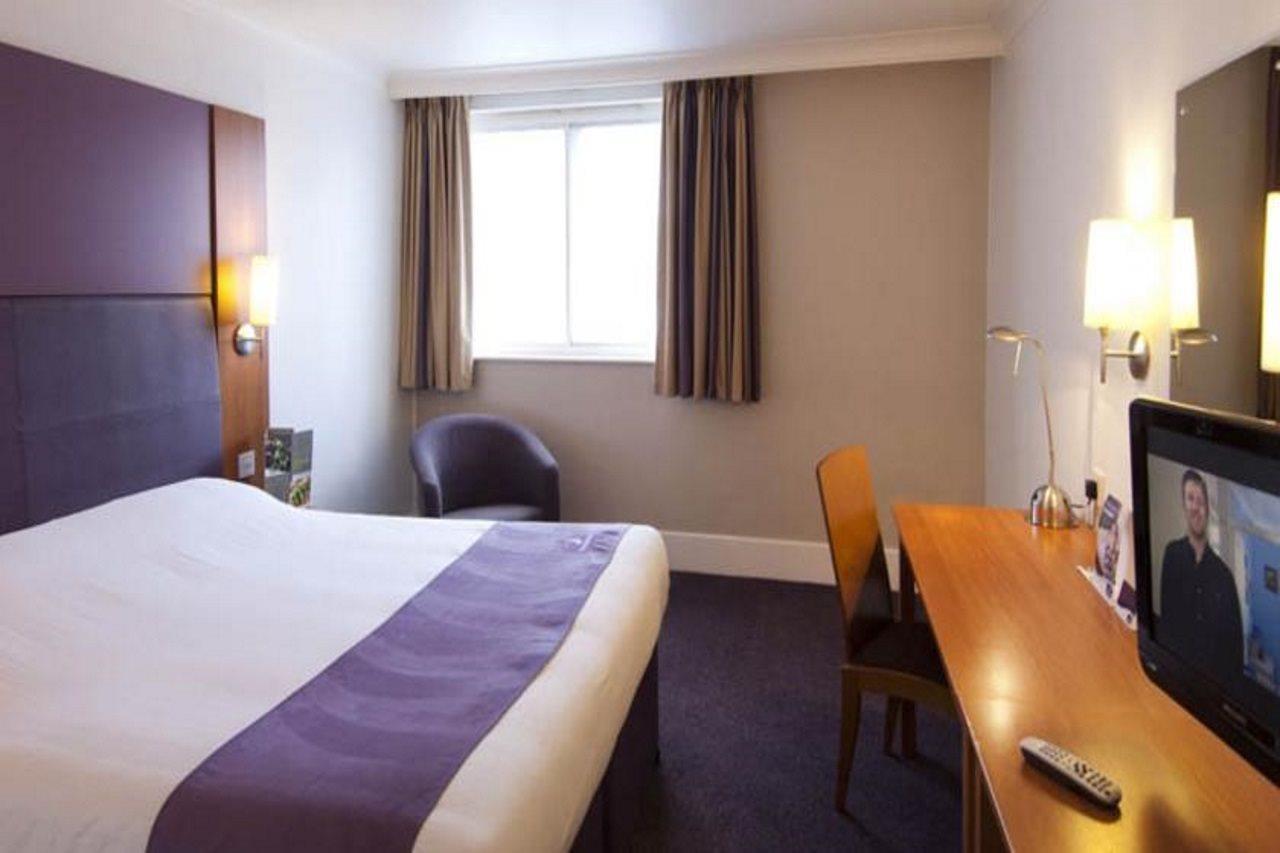 Premier Inn Durham City Centre Екстериор снимка